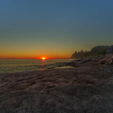 Senja - Cabin, Senja, Northern Norway Сasa de vacaciones *