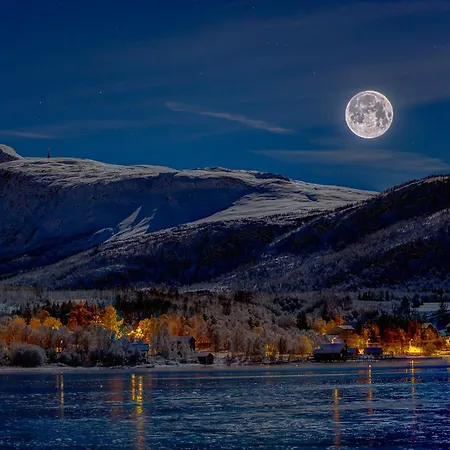 Senja - Cabin, Senja, Northern Norway Сasa de vacaciones Finnsnes